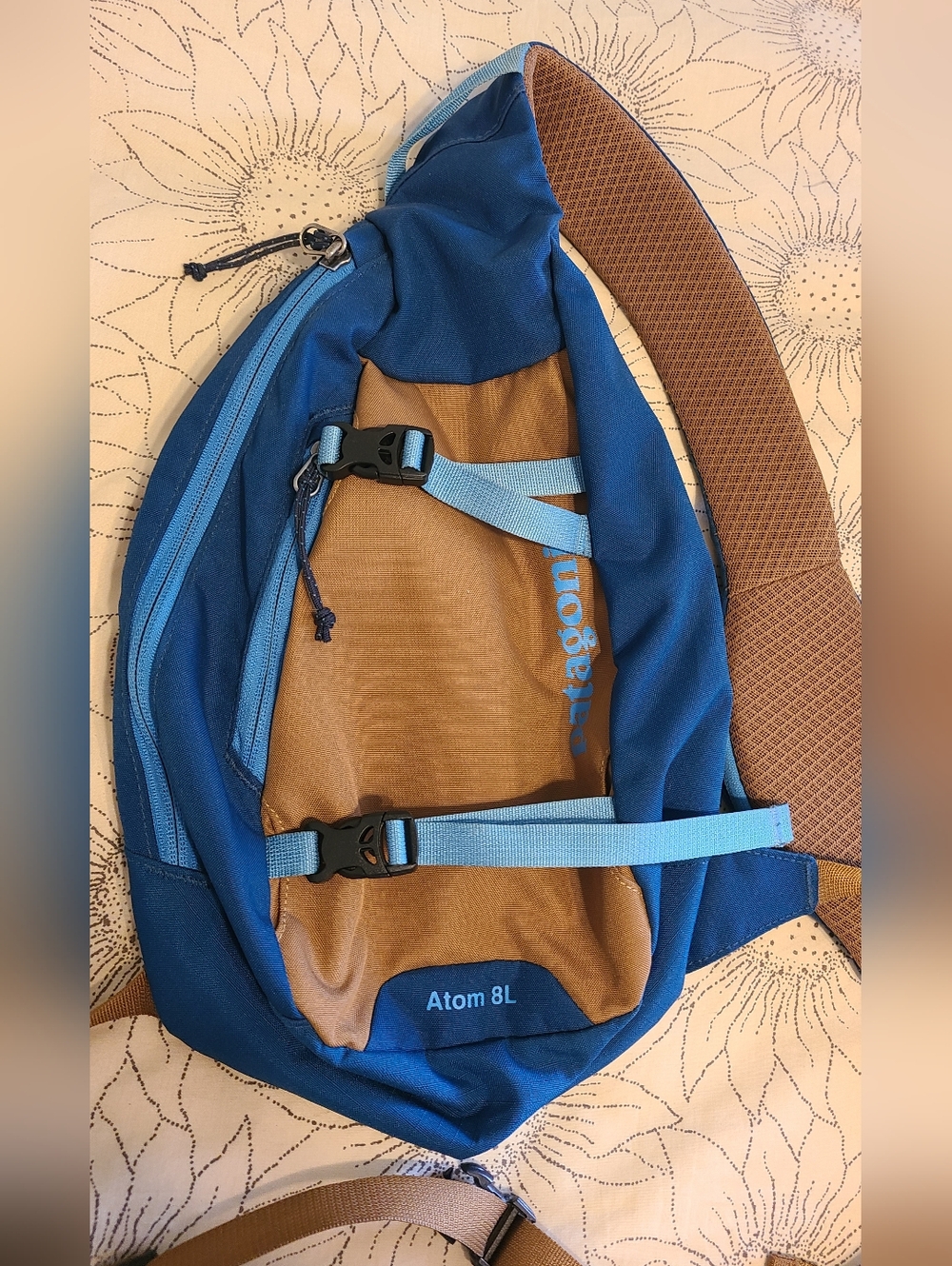 Patagonia Atom 8L Sling Bag Backpack